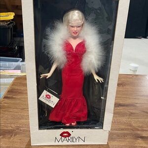 Marilyn Red Dress Doll with White Fur Stole